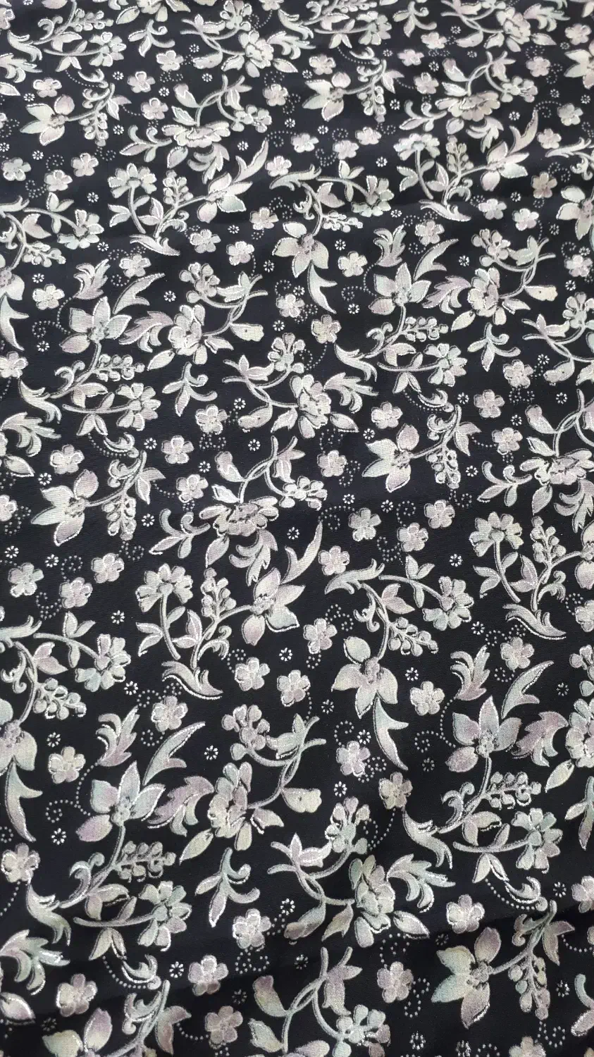 پارچه چادری|لباس|ملایر, |دیوار