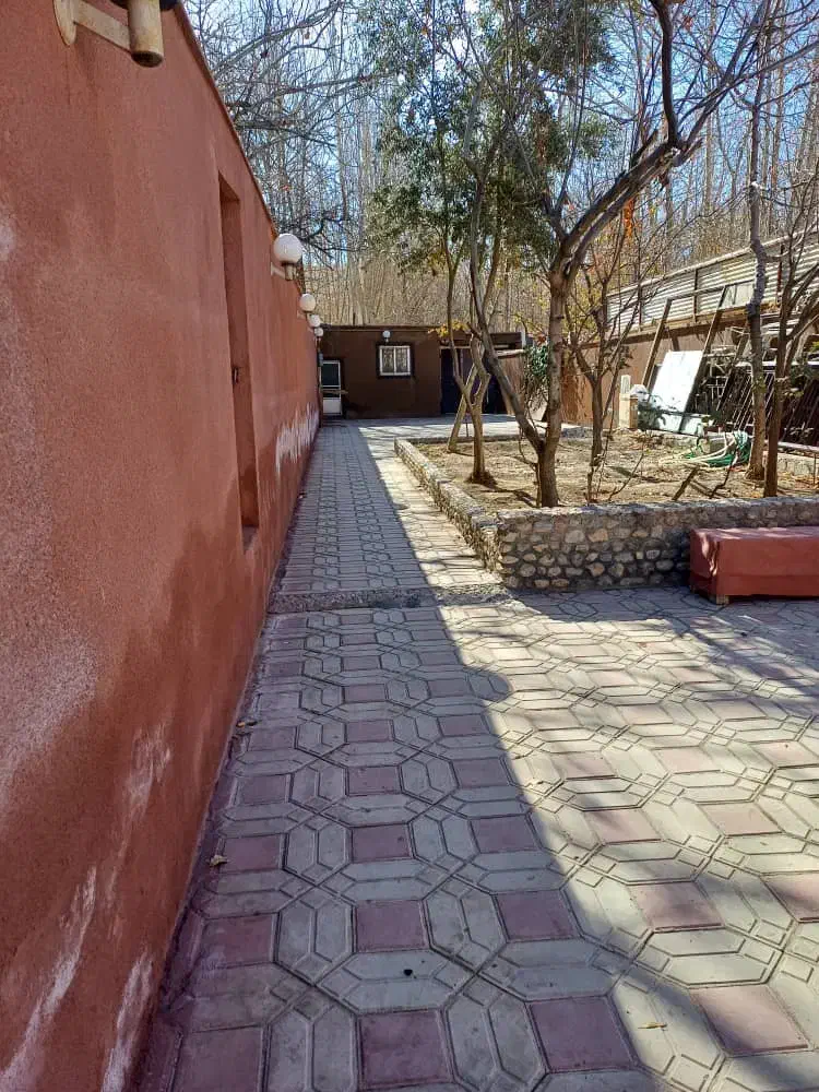 اجاره ویلا لب آب باغبهادران|اجارهٔ کوتاهمدت ویلا و باغ|فولادشهر, باغشاد|دیوار