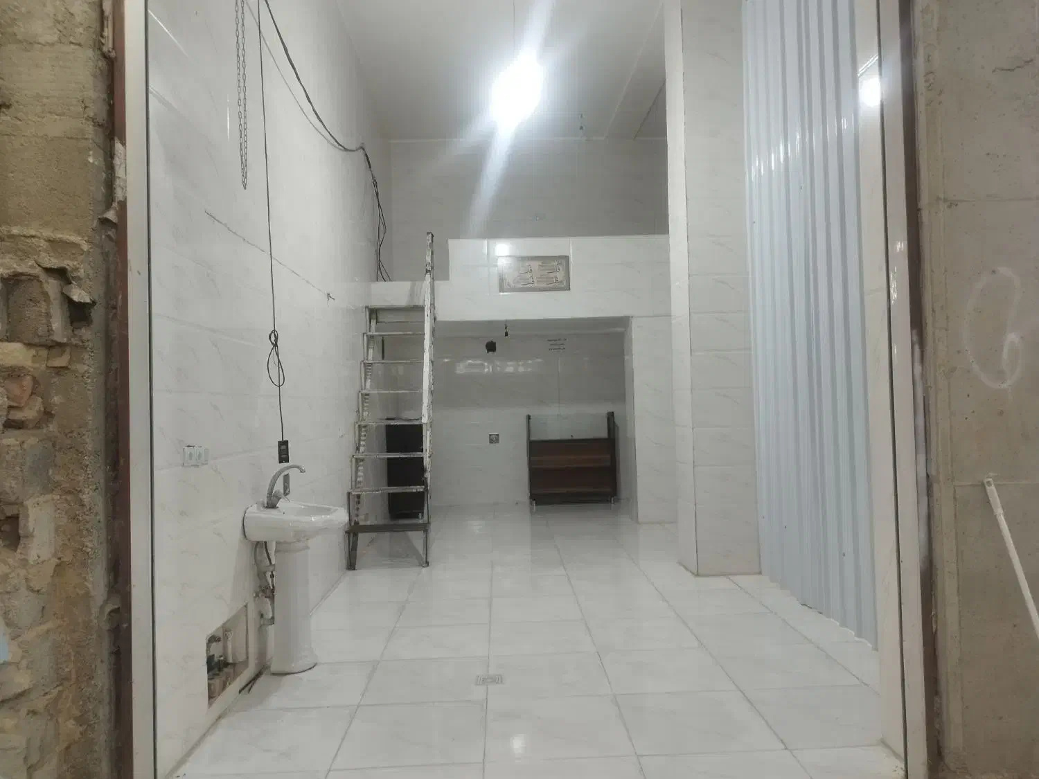 اجاره مغازه|اجارهٔ مغازه و غرفه|شیراز, جرسقان|دیوار