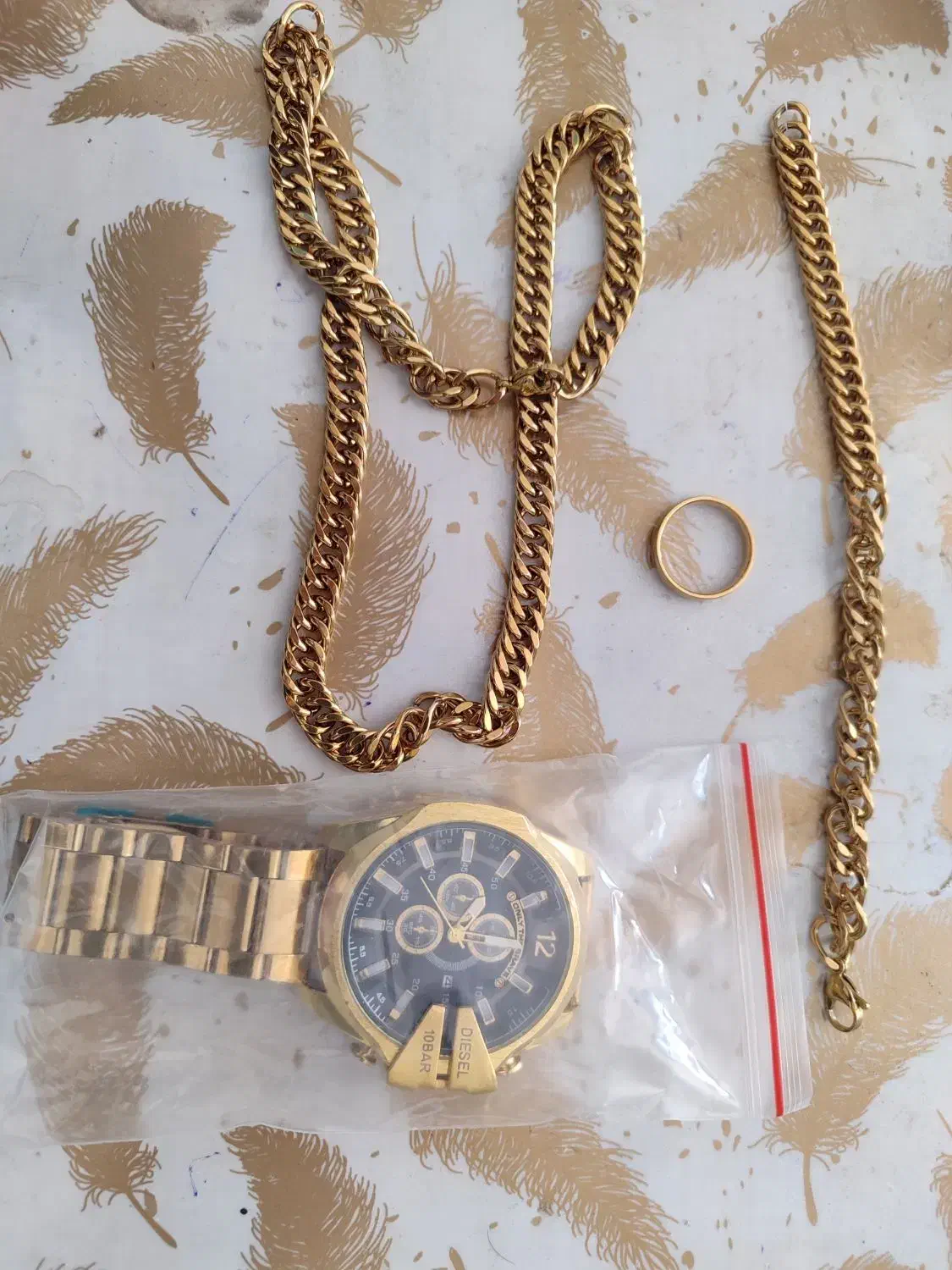 ساعت مچی|ساعت|سبزوار, امیر کبیر|دیوار