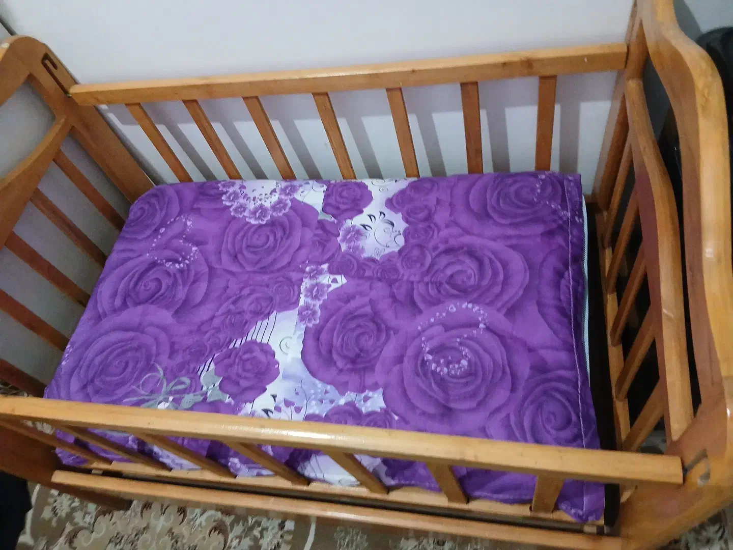 درحد نو|تخت و سرویس خواب|باسمنج, |دیوار