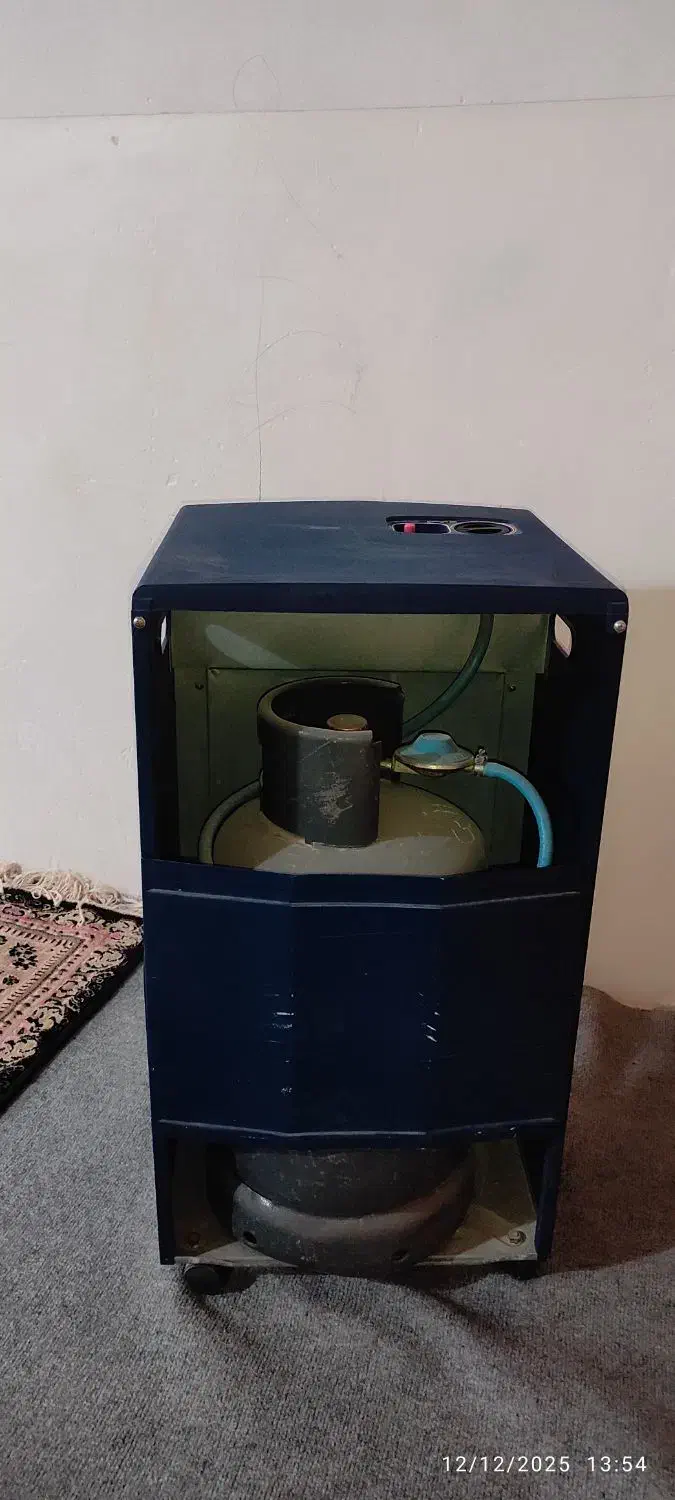 بخاری آبسال|بخاری، هیتر، شومینه|نیمروز, |دیوار