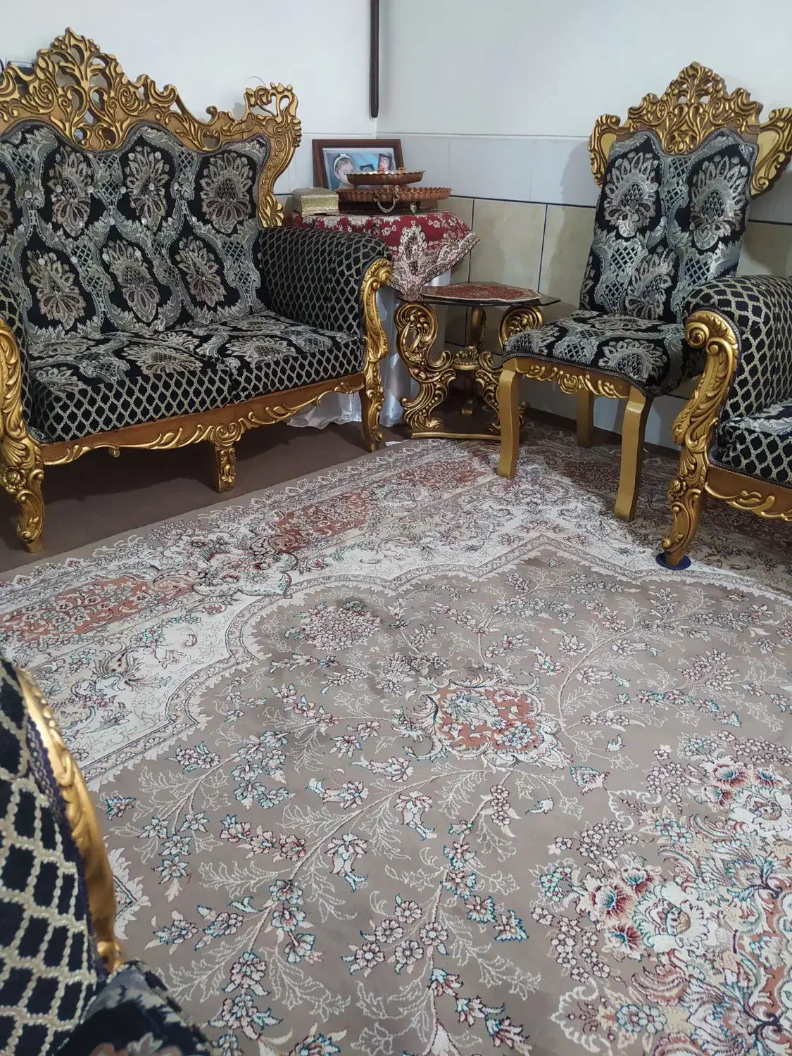 مبل 9 نفره کلاسیک و استیل|مبلمان خانگی و میز عسلی|فولادشهر, B1|دیوار