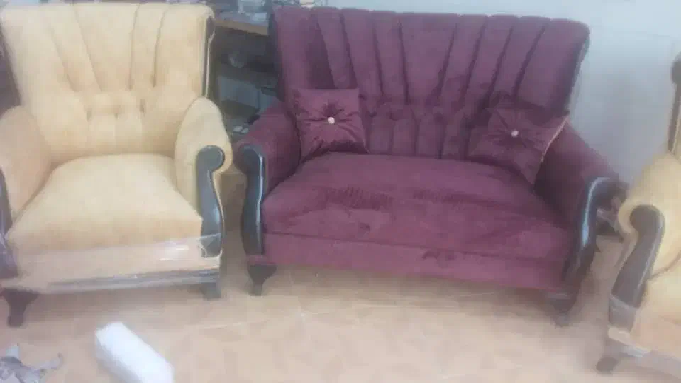 مبل ۷ نفره|مبلمان خانگی و میز عسلی|کاشان, راوند|دیوار