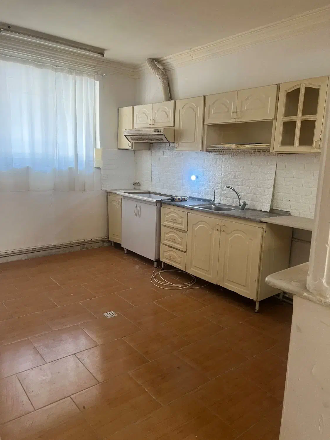 ویلایی ۱۳۰ متری قلی پور پروین اعتصامی|اجارهٔ خانه و ویلا|رشت, آزادگان|دیوار