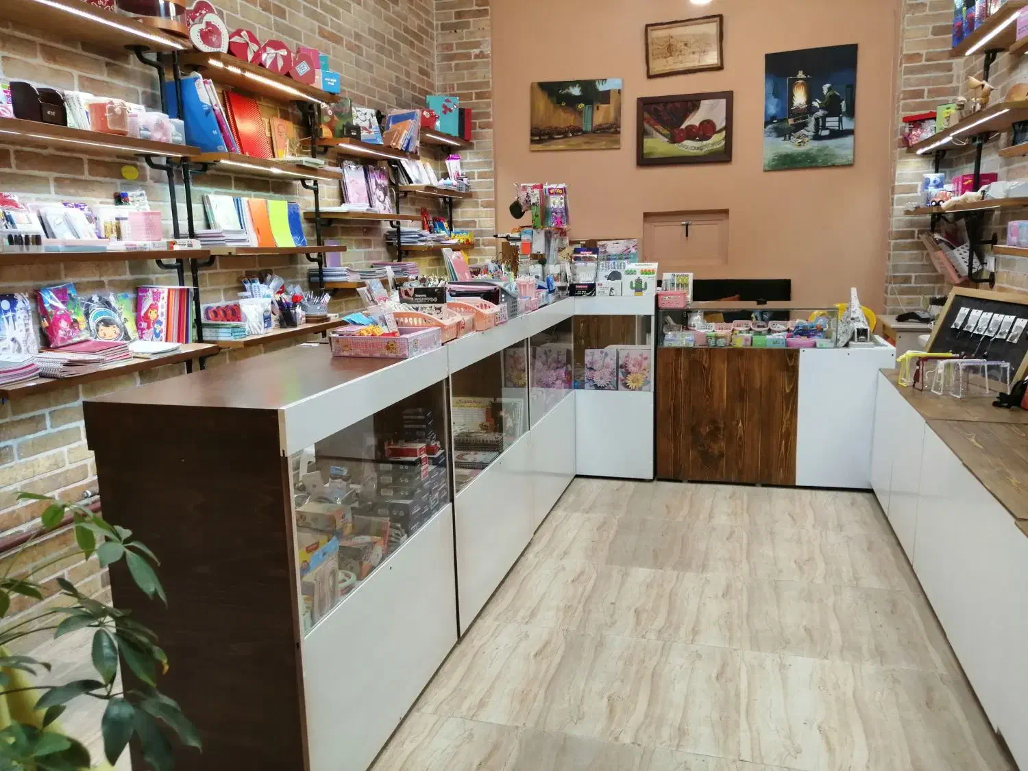 فروش فوری دکور مغازه|فروشگاه و مغازه|نیشابور, هفده شهریور|دیوار