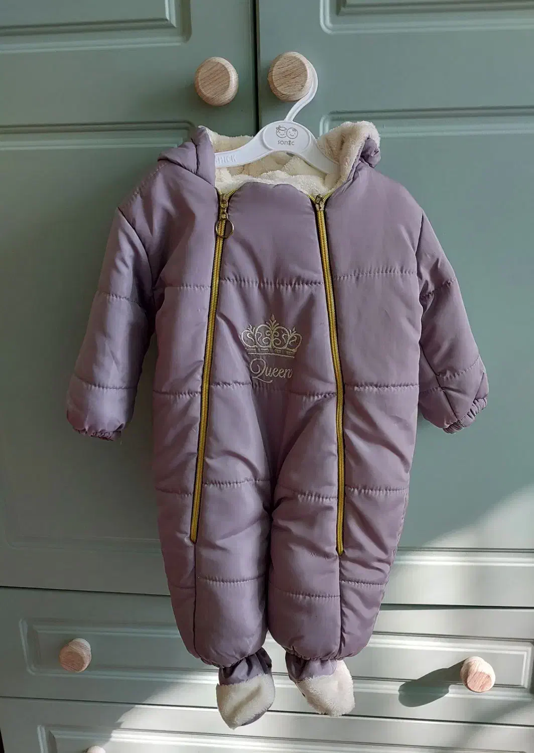 سرهمی نوزادی طوسی (کاملا نو)|کفش و لباس بچه|نجف‌آباد, هفده شهریور|دیوار