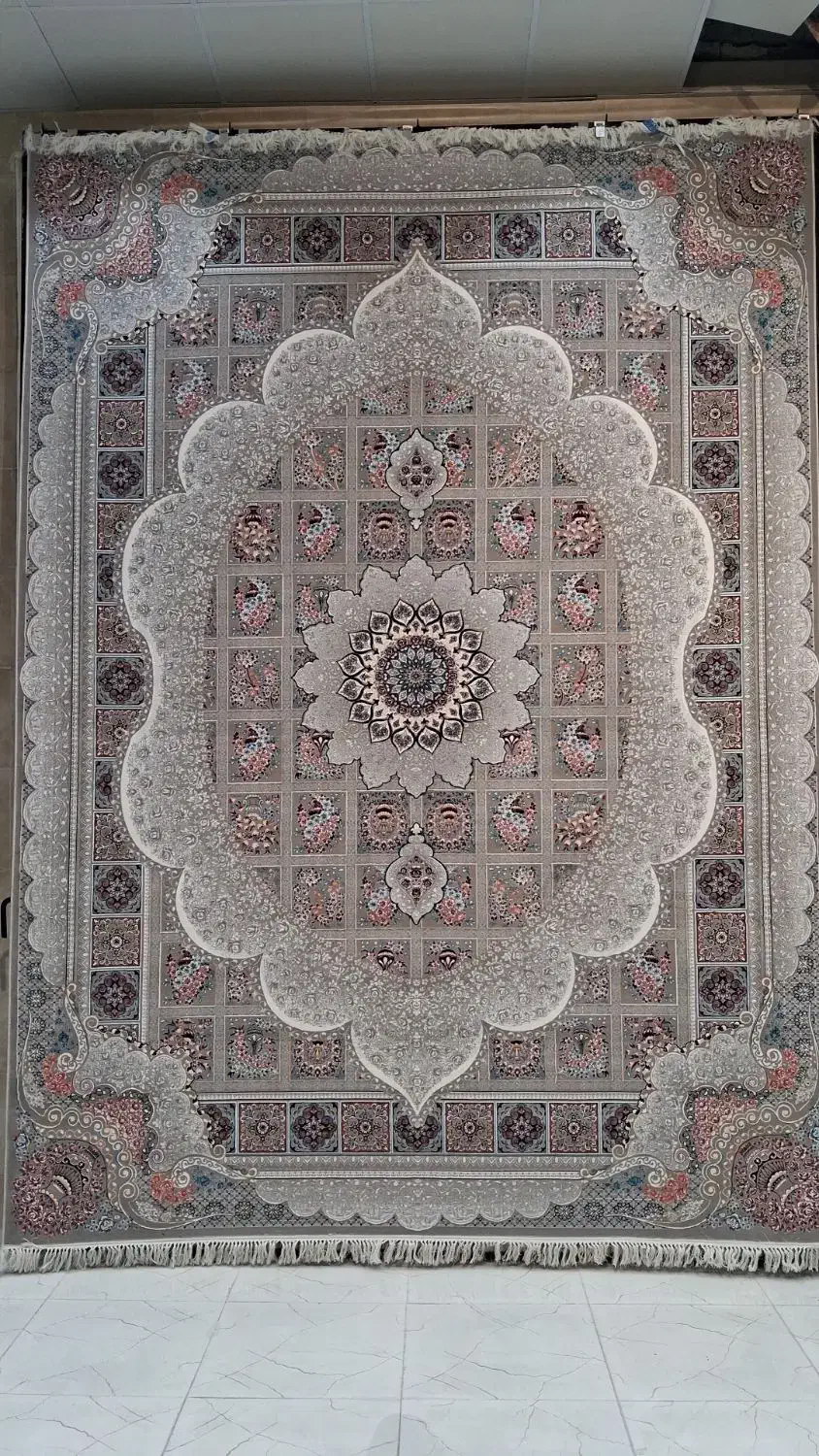 فرش تخفیفی درقلات ۷۰۰شانه درجه یک|فرش|صدرا-فارس, فاز ۲|دیوار