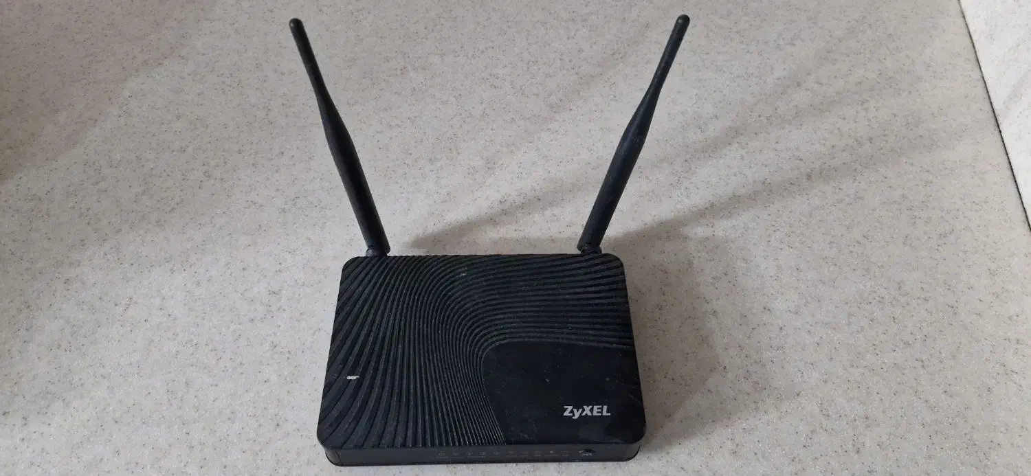 مودم زایکسل بسیار تمیز|مودم و تجهیزات شبکه|اصفهان, شفق|دیوار