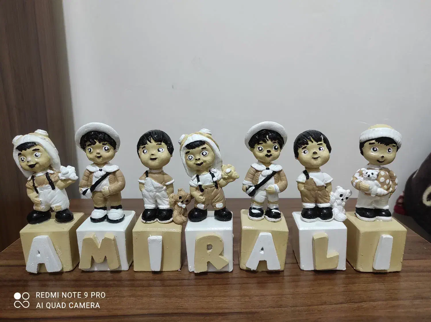 استند اسم|اسباب و اثاث بچه|بروجرد, |دیوار