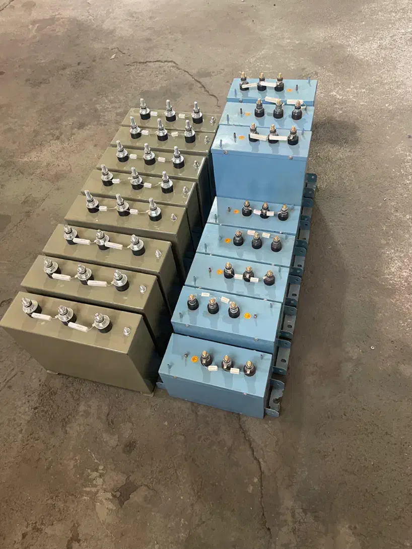 تعمیر انواع خازن با ۲ سال گارانتی معتبر|خدمات پیشه و مهارت|اصفهان, باغ دریاچه|دیوار