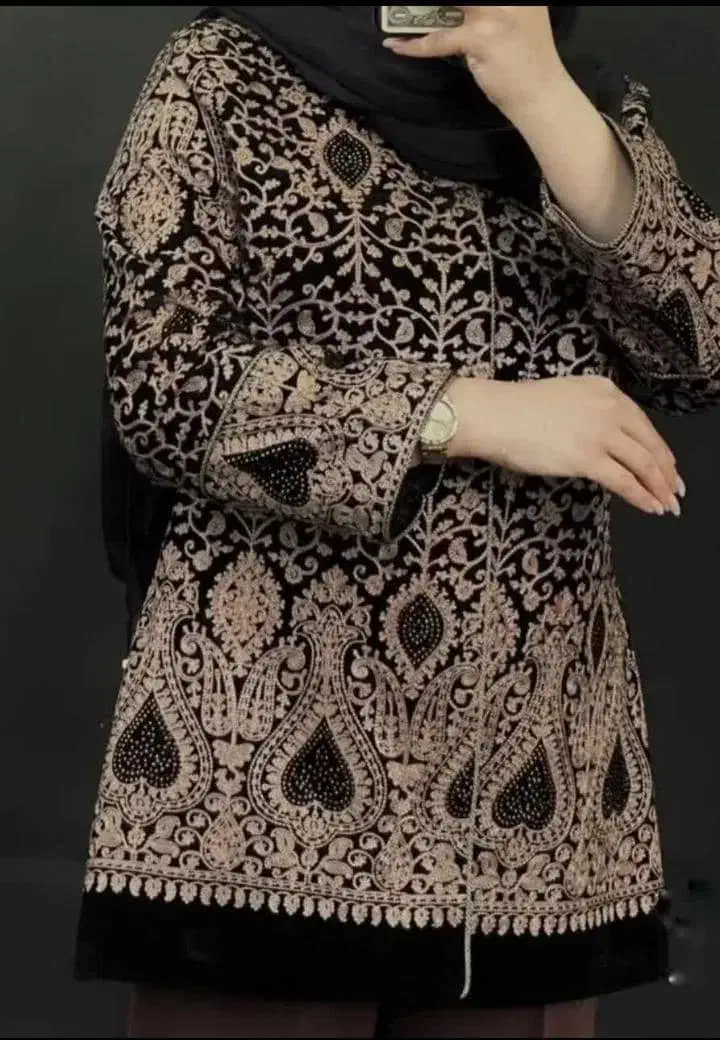 لباس|لباس|نیشابور, خط کاشمر|دیوار