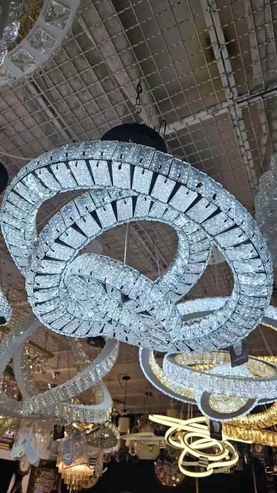 لوستر آنتیک مدرن|لوستر و چراغ آویز|مشهد, شاهد (شهرک غرب)|دیوار