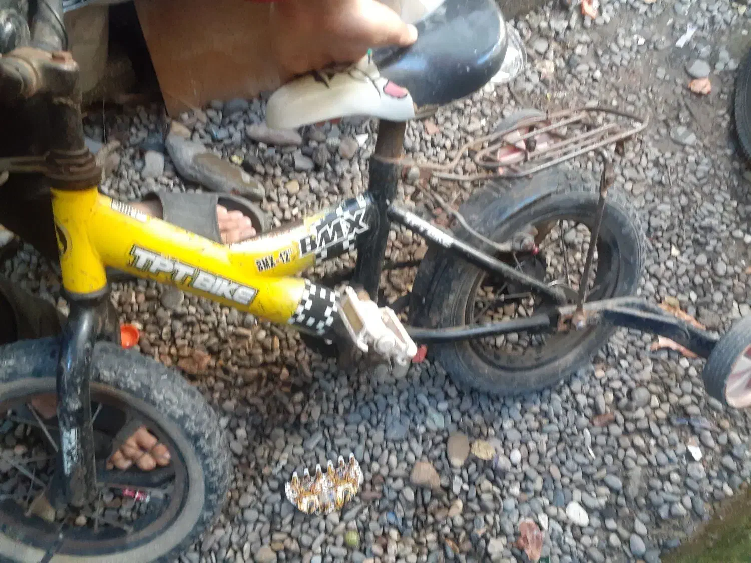 دوچرخه سایز۱۲|دوچرخه، اسکیت، اسکوتر|رشت, حومه رشت|دیوار