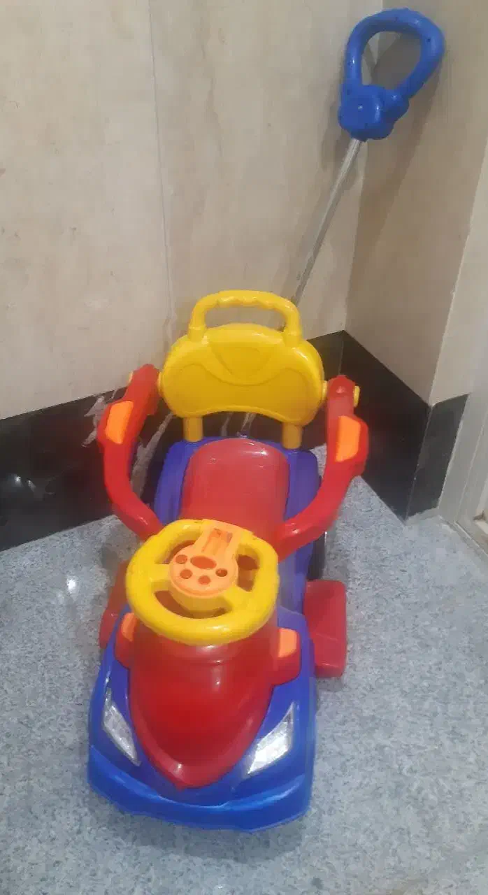 ماشین دسته دار|اسباب‌‌بازی|ری, دیلمان|دیوار