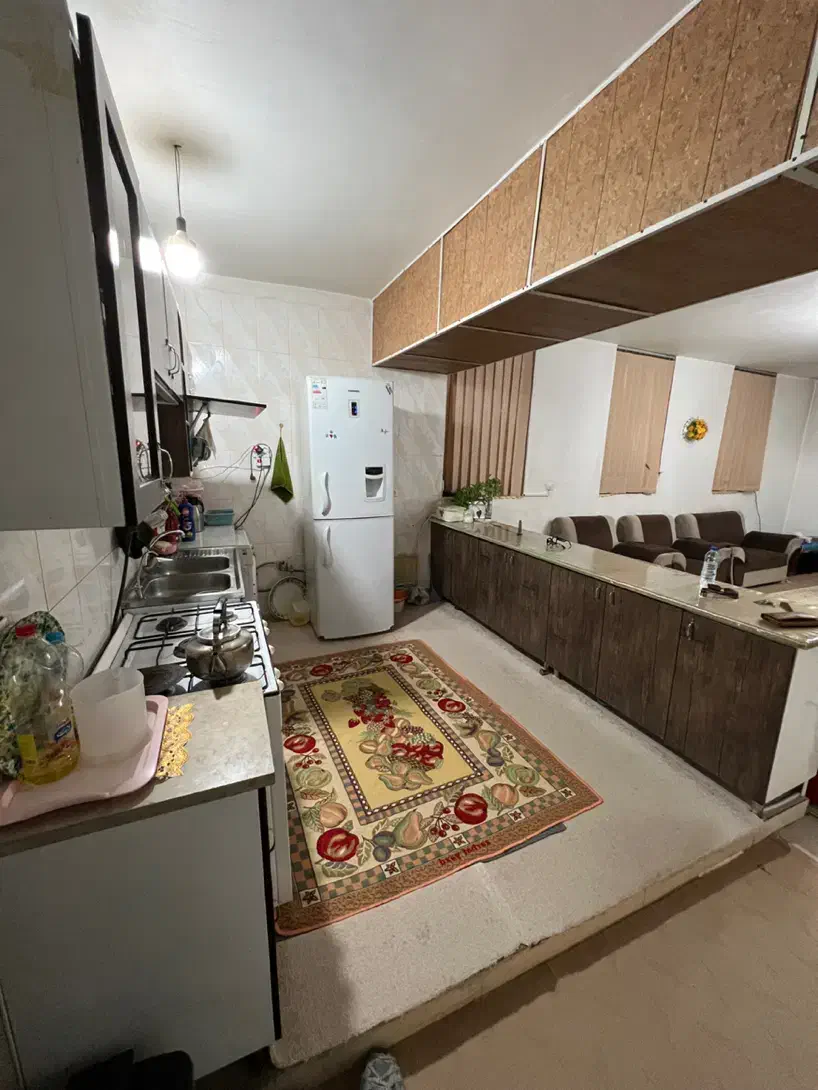 منزل دوخابه بسیار تمیز و مرتب|اجارهٔ آپارتمان|شیراز, لب آب|دیوار