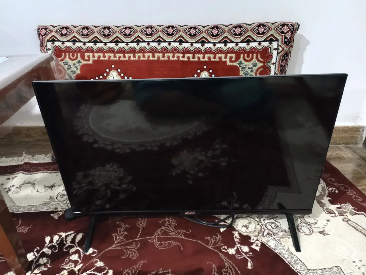 تلویزیون ۳۲ اینچ blest در حدنو|تلویزیون و پروژکتور|رشت, باهنر|دیوار