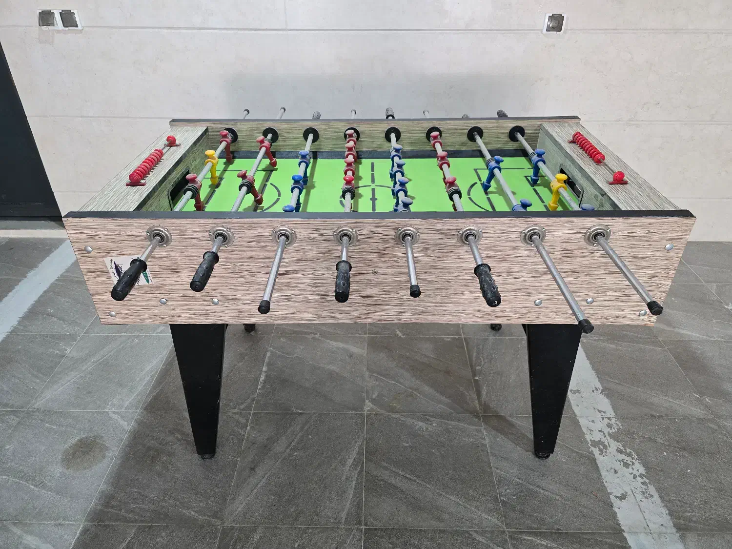 فوتبال دستی|اسباببازی|شیراز, فرهنگ شهر|دیوار