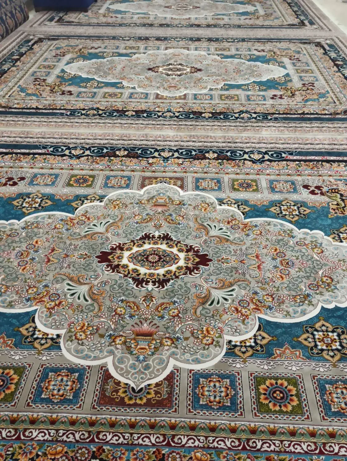 فرش 12متری|فرش|ایلام, |دیوار