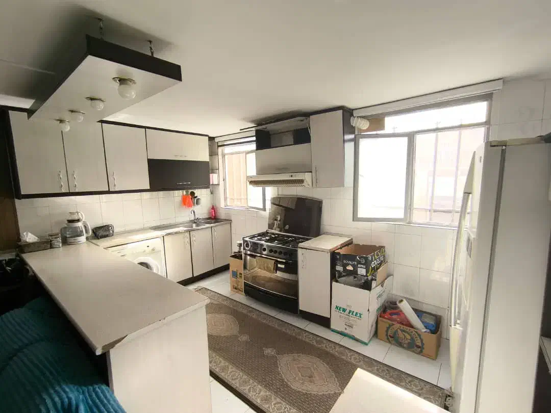 واحد ۷۵ متری ۱ خواب شهرک راه آهن کوهک دریاچه