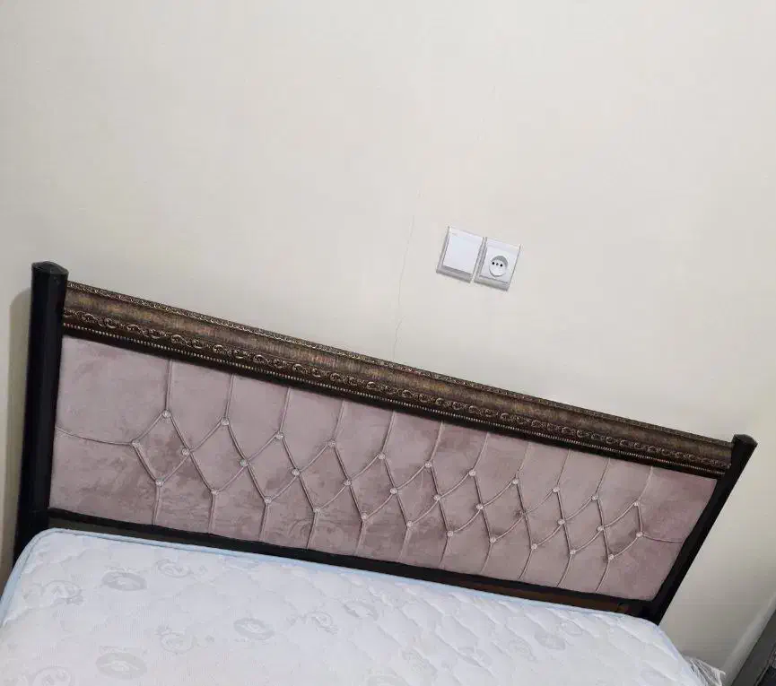 تخت دونفره|تخت و سرویس خواب|شاهین‌شهر, ۹ دی|دیوار