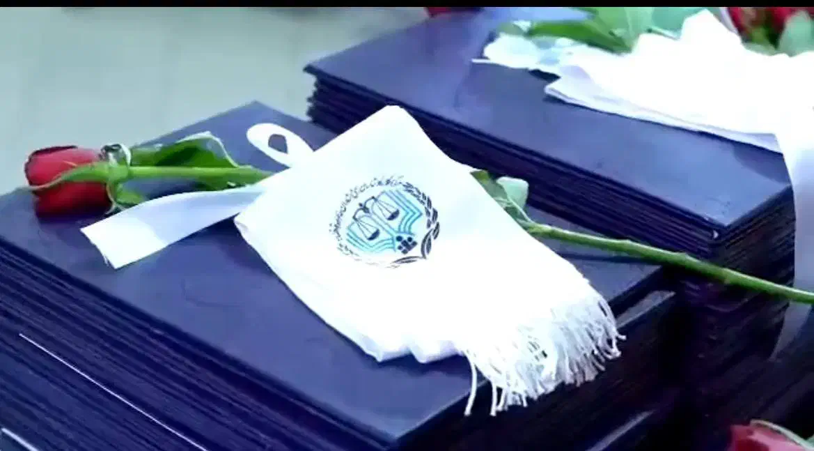 وکیل خدمات حقوقی مشاوره مناسبترین شرایط|خدمات مالی، حسابداری، بیمه|آستارا, |دیوار