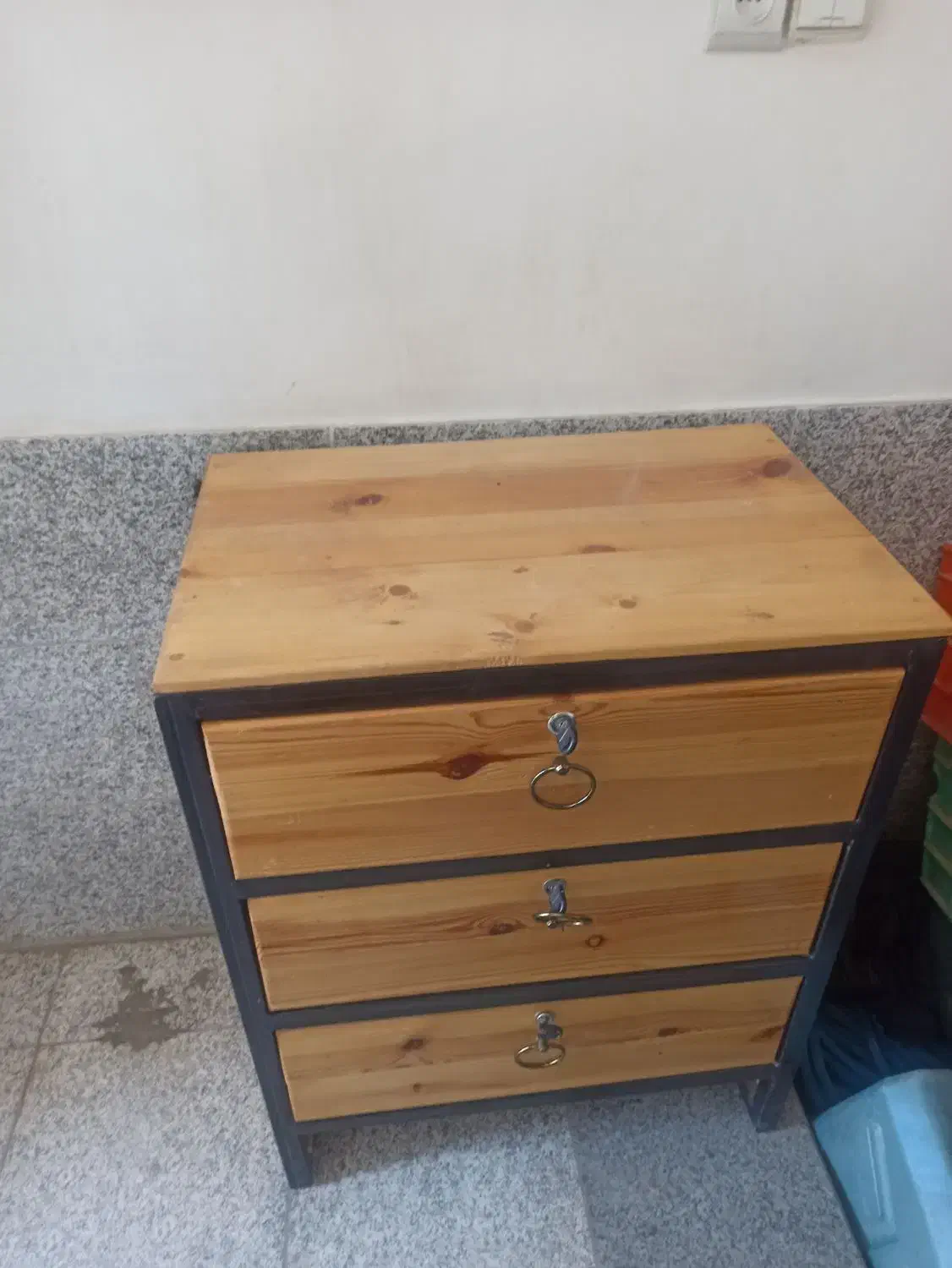 ۳کشو|جاکفشی، کمد، دراور|فولادشهر, C5|دیوار