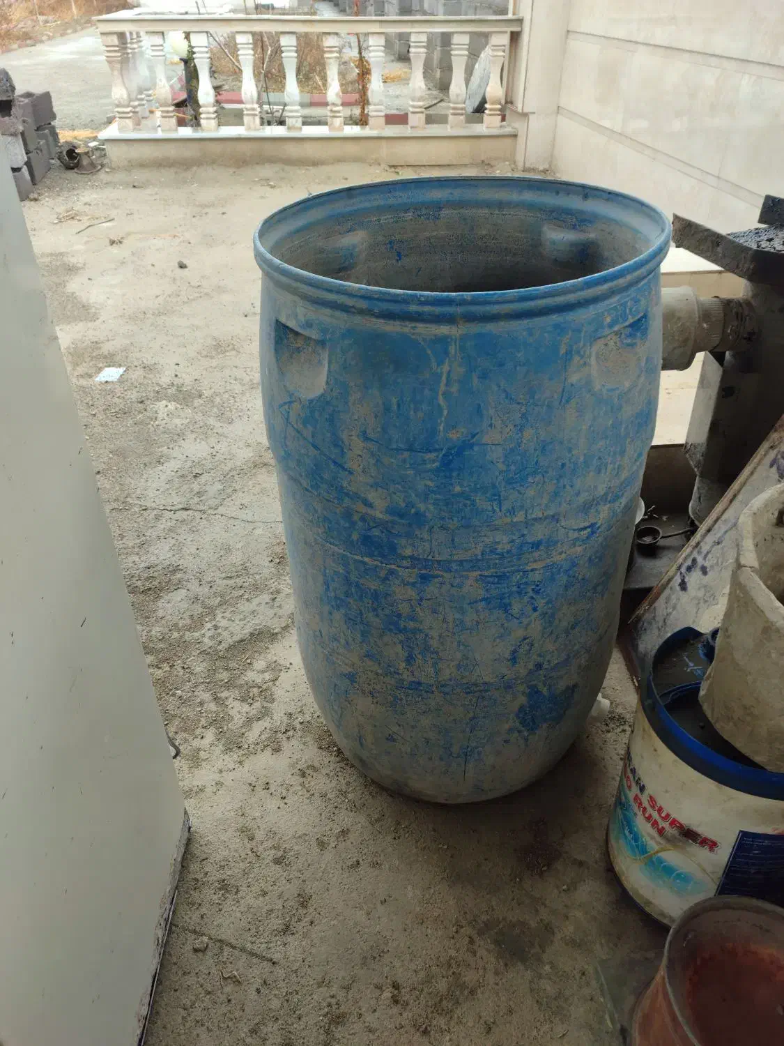 بشکه پلاستیکی سالم|ظروف نگهدارنده، پلاستیکی، یک‌بارمصرف|ارومیه, |دیوار