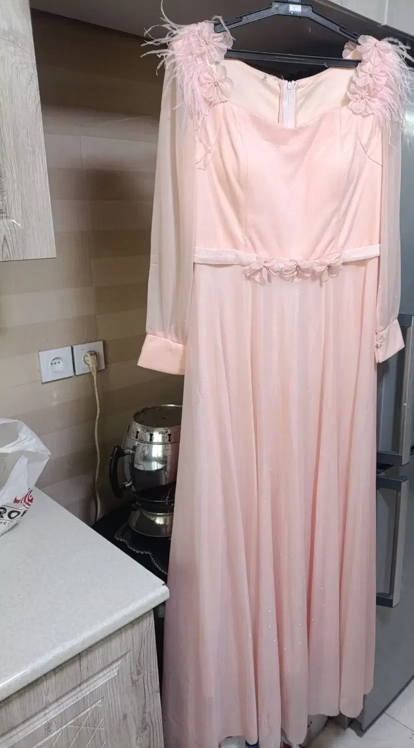 لباس مجلسی|لباس|رباطکریم, نصیرشهر|دیوار