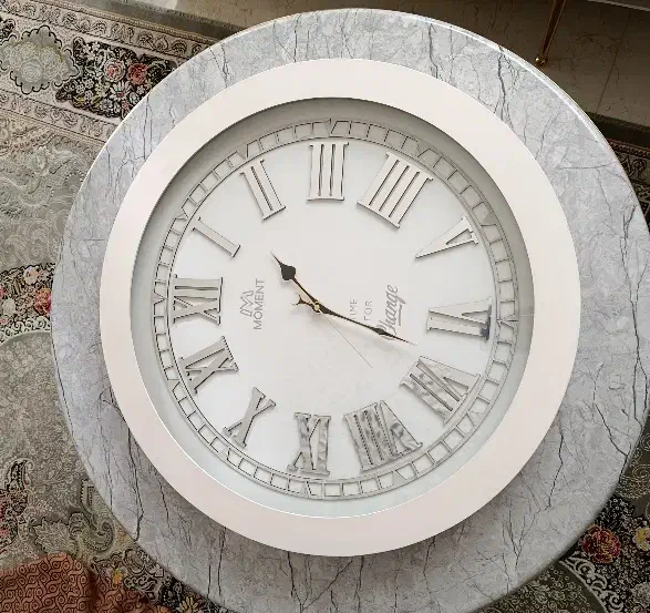 ساعت دیواری سالم و درحد نو|ساعت دیواری و تزئینی|کامیاران, |دیوار