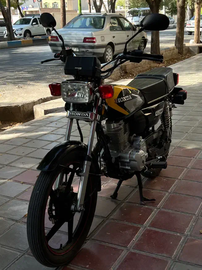 پرواز ۲۰۰ انژکتور|موتورسیکلت|شاهین‌شهر, مخابرات (شهید بهشتی)|دیوار