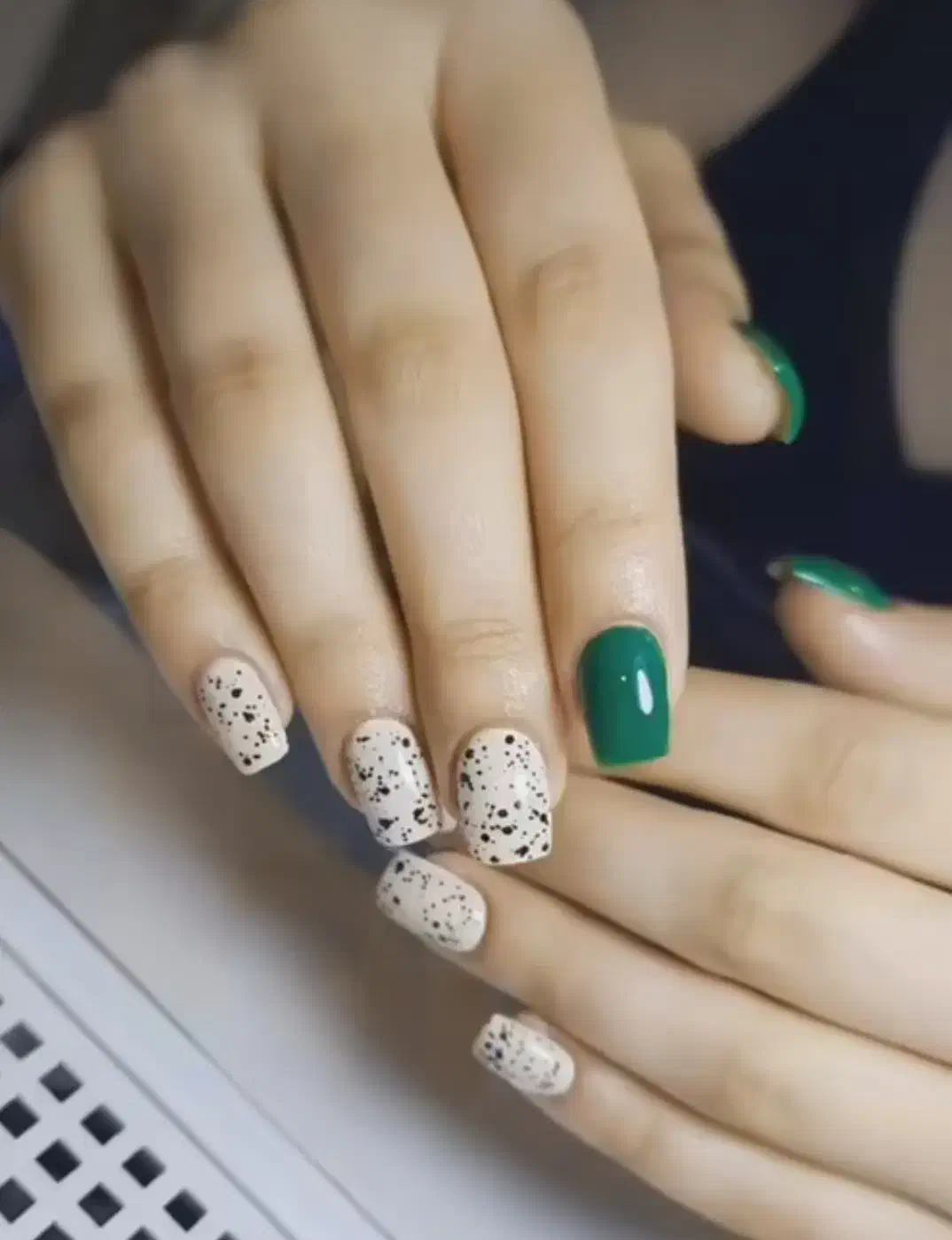 کاشت ناخن باپودر فقط ۱۸۰هزارتومان(آفر ویژه پاییزه)|خدمات آرایشگری و زیبایی|قدس, شهرقدس|دیوار