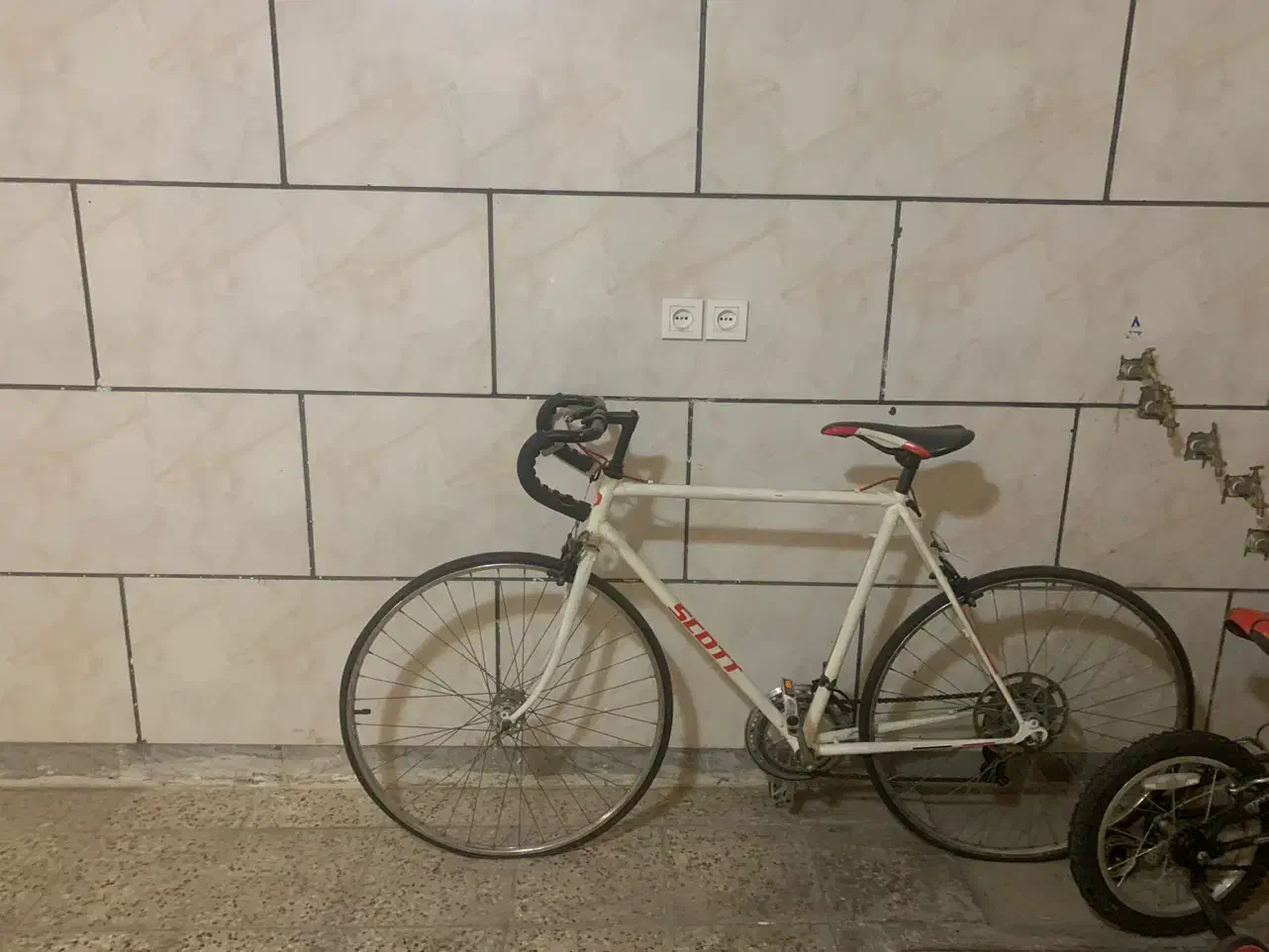 دوچرخه کورسی  پژو  ودوچرخه ۱۸|دوچرخه، اسکیت، اسکوتر|مشهد, آزادشهر|دیوار