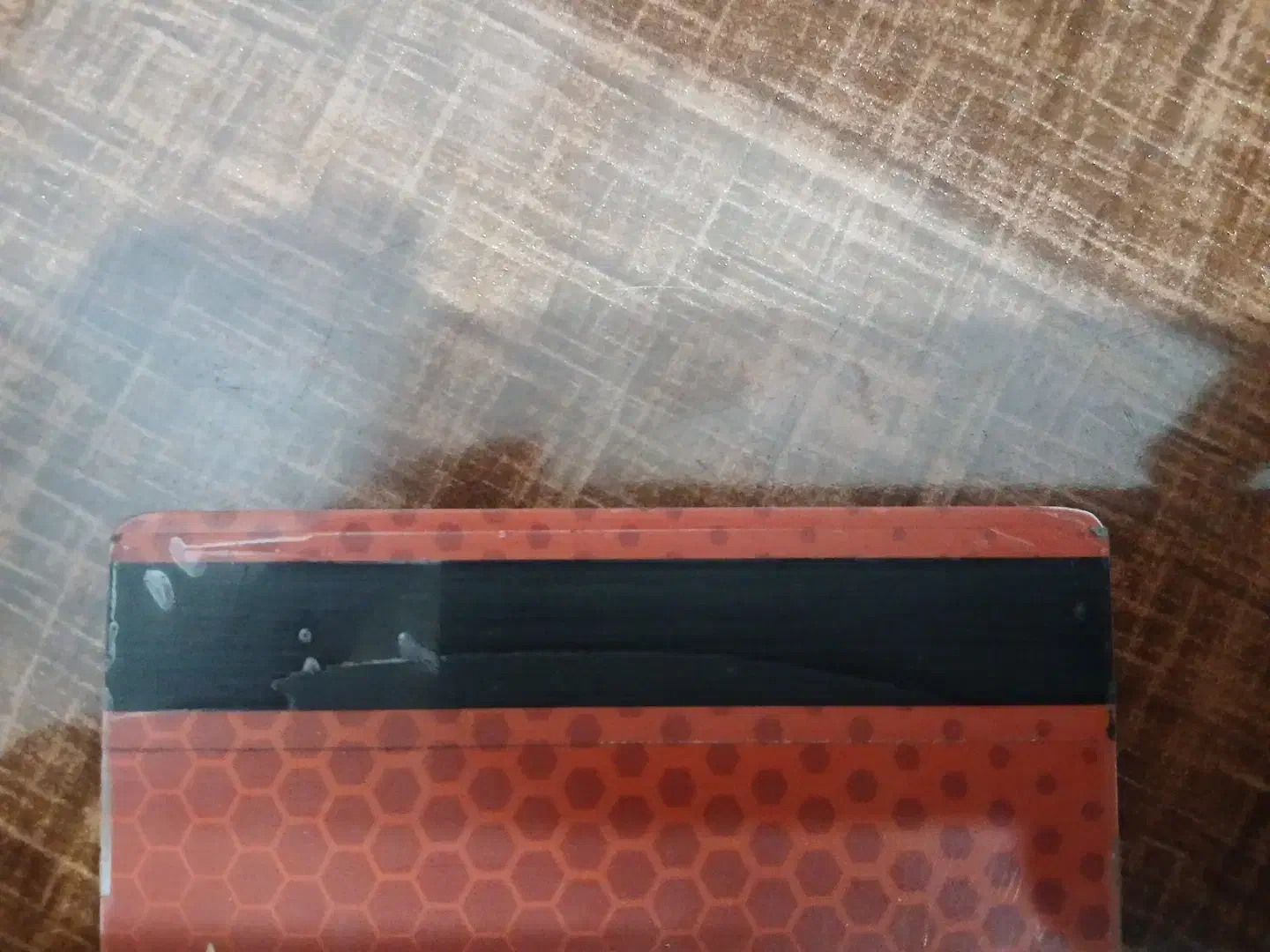 گمشده|اشیا|همدان, |دیوار