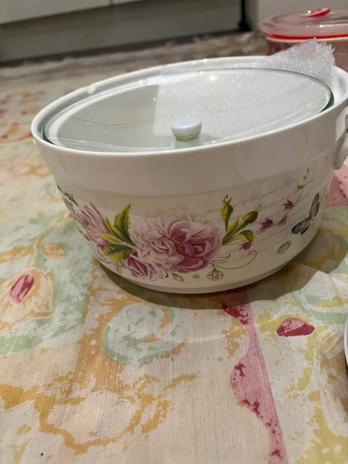 ظروف انتیک|کلکسیون اشیاء عتیقه|رشت, استادسرا|دیوار