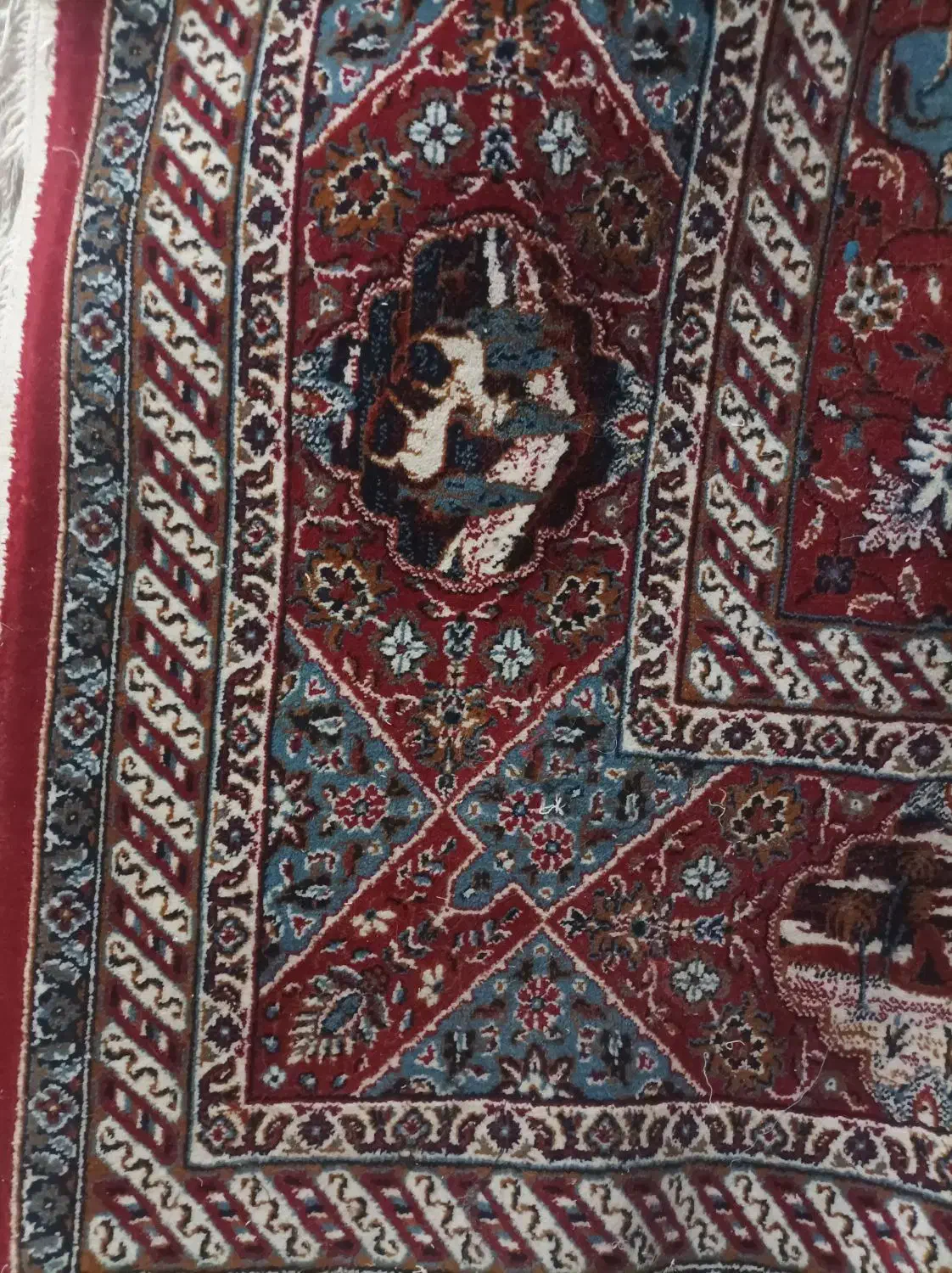 فرش 1200شانه هزار نقش قدیمی اصل|فرش|شیراز, دشت چنار|دیوار