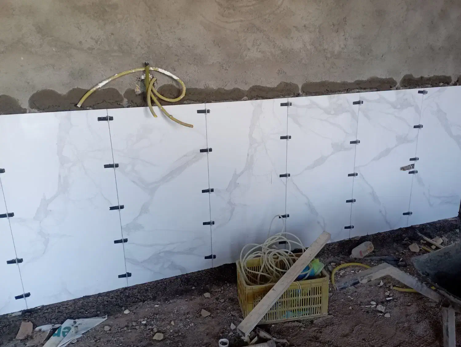 نصب اسلب چسپی کاشی کاری حرف ای رفسنجان|خدمات پیشه و مهارت|رفسنجان, |دیوار