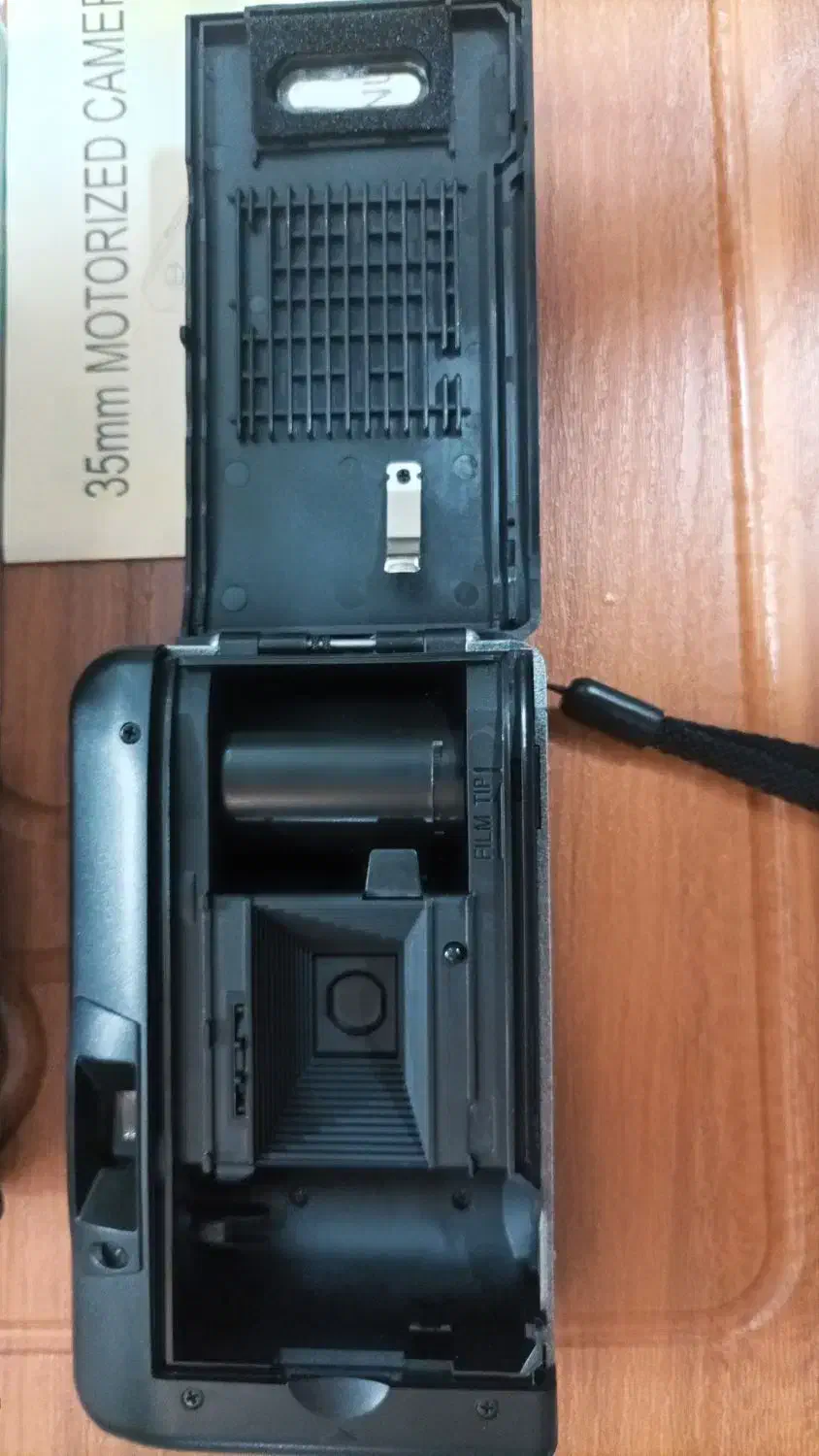 دوربین عکاسی قدیمی|دوربین عکاسی و فیلمبرداری|تهران, باغ خزانه|دیوار