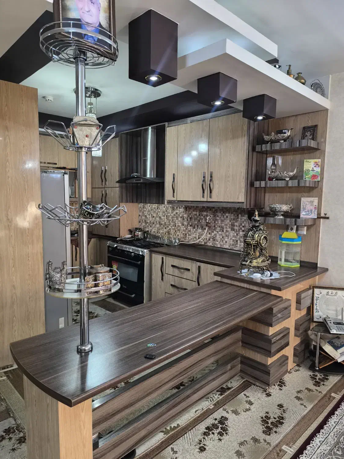 آپارتمان شیک، حیاط اختصاصی،صاحب الزمان|فروش آپارتمان|شهرضا, |دیوار