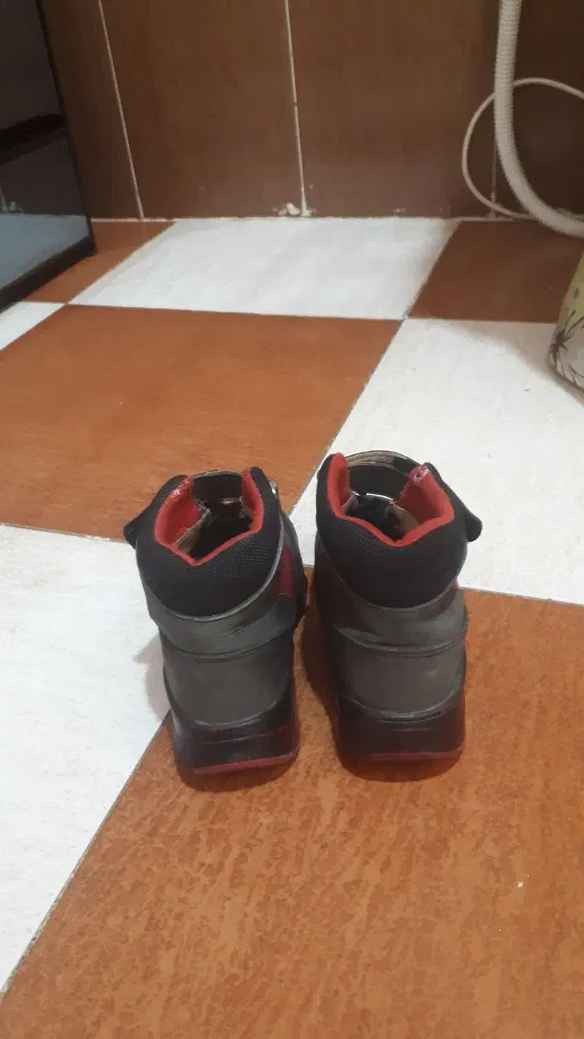 کفش پسرانه|کفش و لباس بچه|دزفول, |دیوار