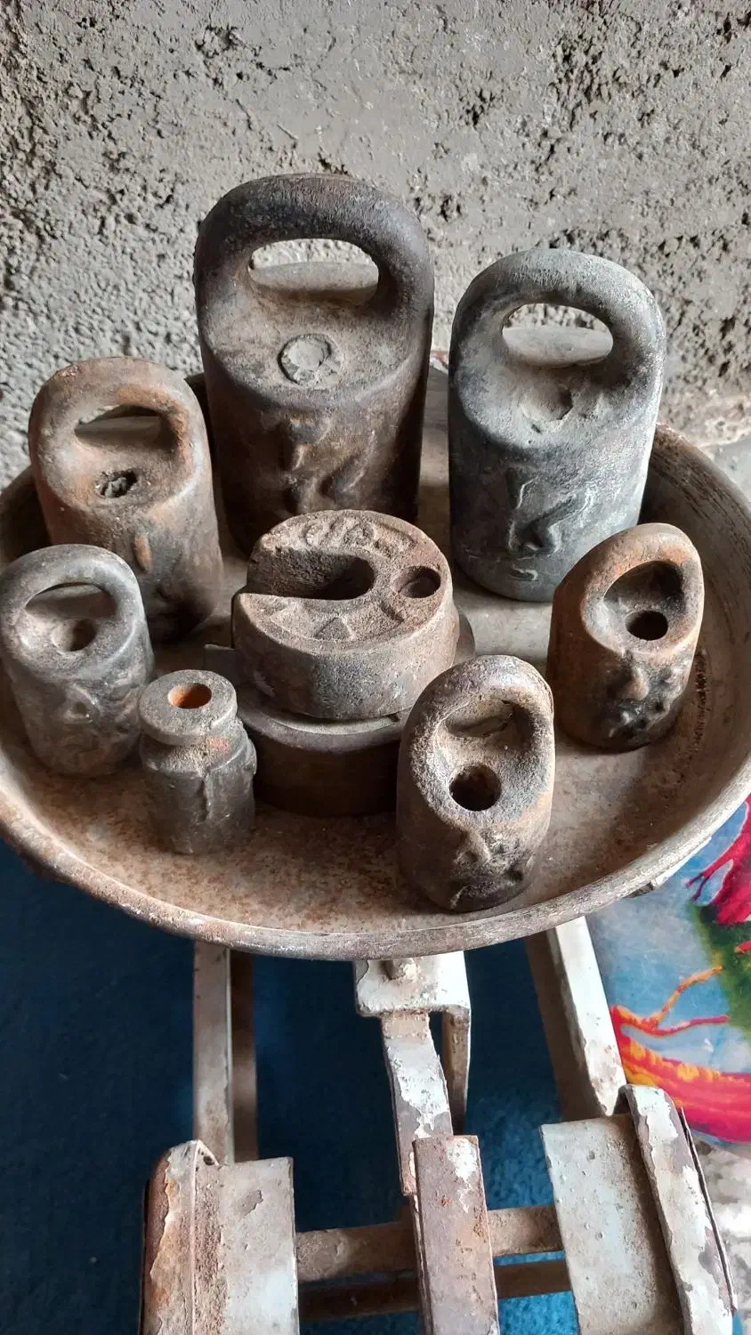 ترازو ۱۵ کیلویی با۱۲کیلو سنگ|فروشگاه و مغازه|اقبالیه, |دیوار