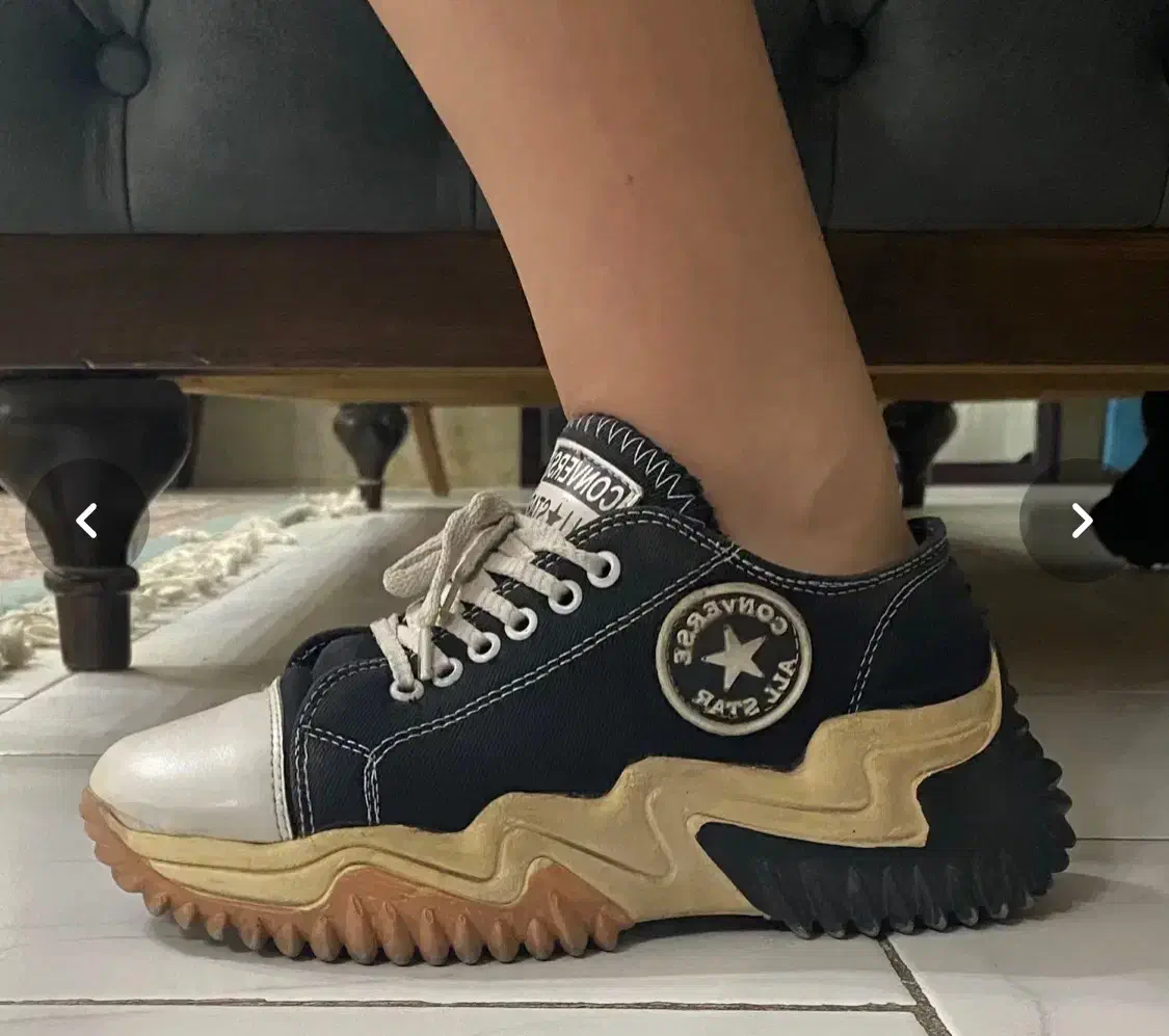 کفش|کیف، کفش، کمربند|مشهد, هفت تیر (آب و برق)|دیوار