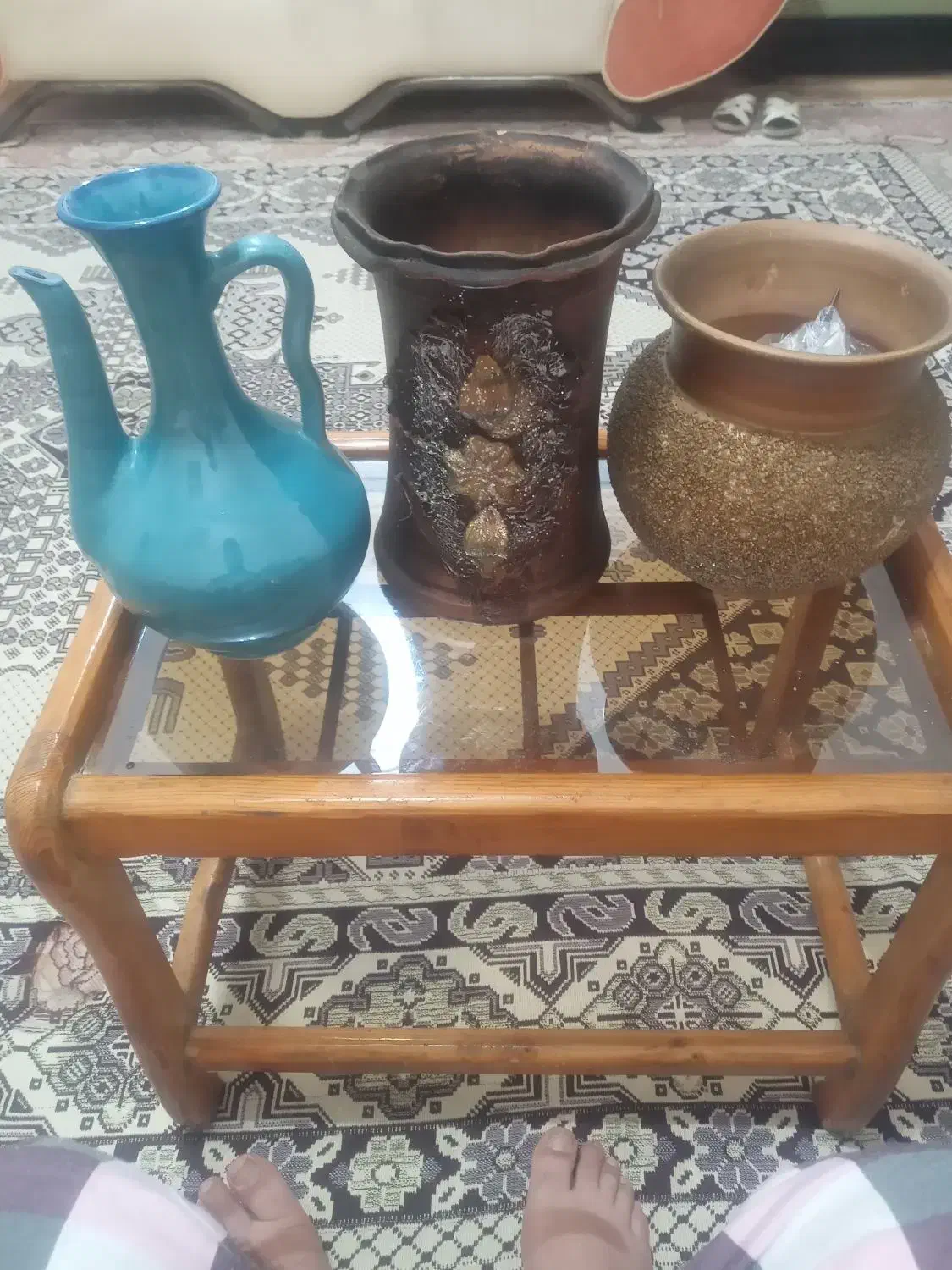 دو عدد گلدان تزیینی ب همراه یک پارچ سفالی|کلکسیون اشیاء عتیقه|رشت, عینک|دیوار