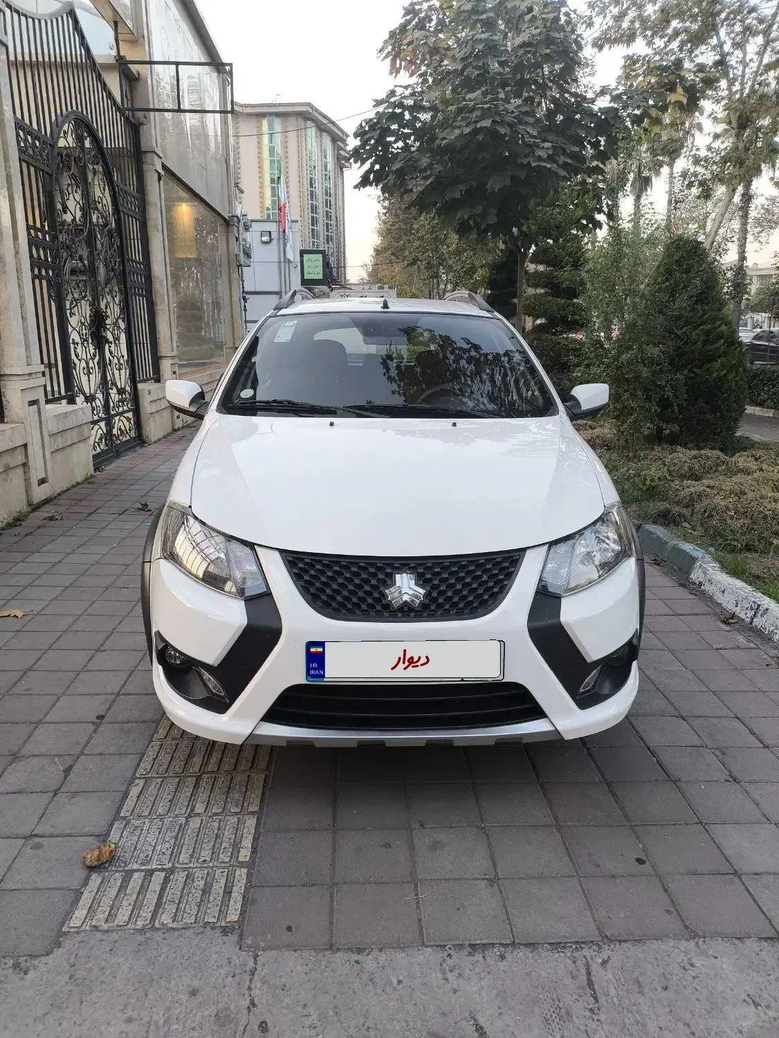 کوییک 1403|خودرو سواری و وانت|رشت, منظریه|دیوار