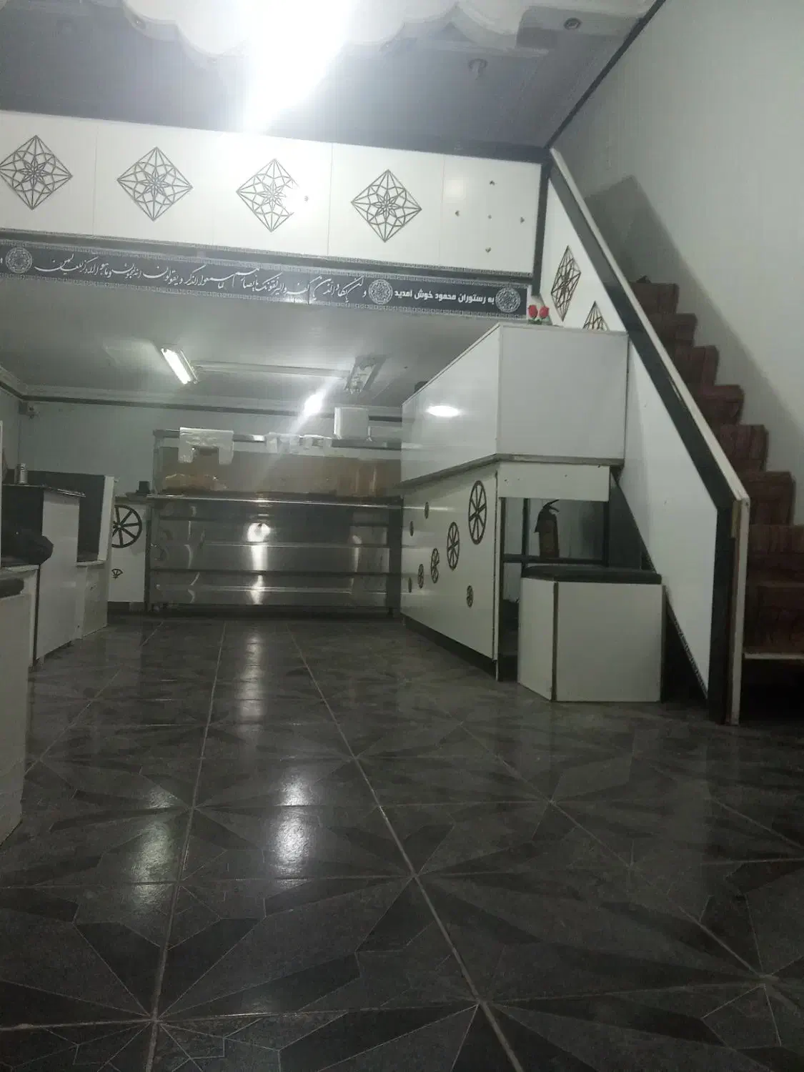 بیرون بر|استخدام خدمات فروشگاه و رستوران|مهریز, |دیوار