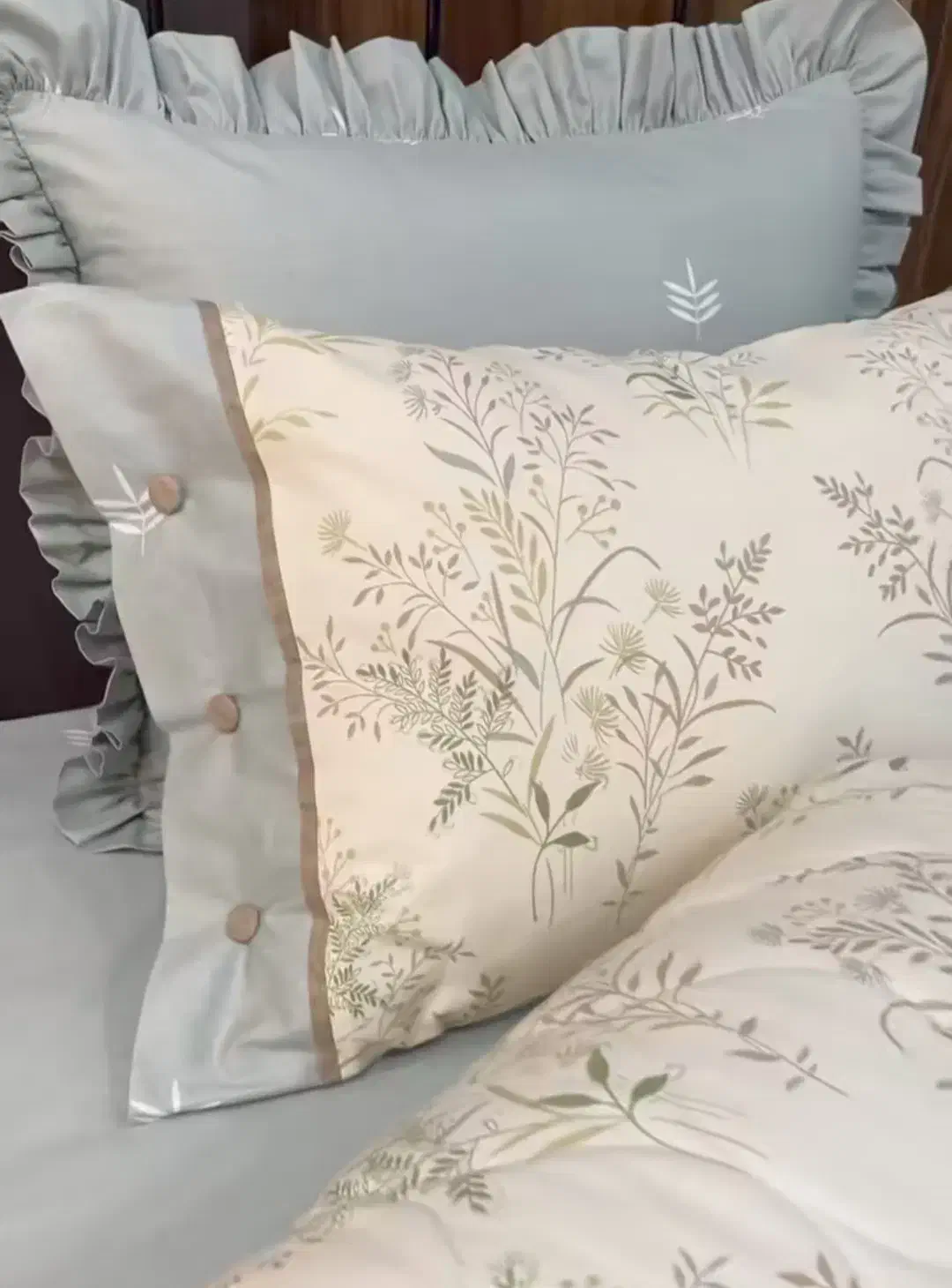 لحاف دوزی فراهانی ارائه دهنده بهترین خدمات|سرویس روتختی|قدس, شهرقدس|دیوار