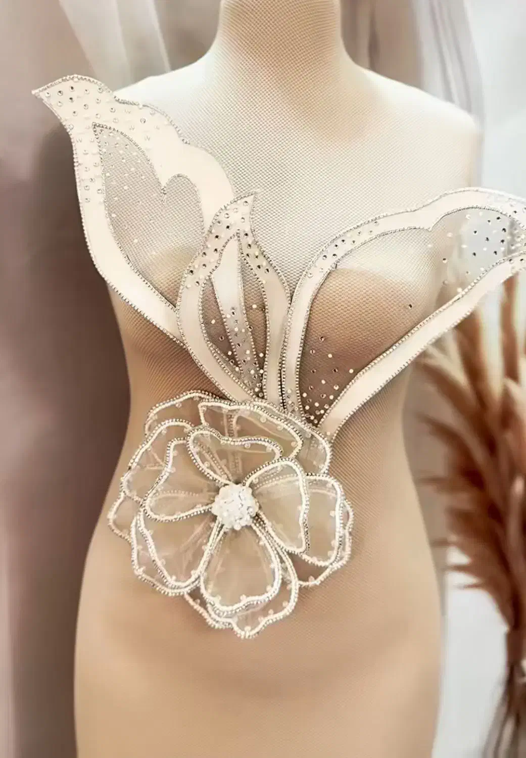 گلهای کریشه و جواهردوزی|لباس|میانه, |دیوار