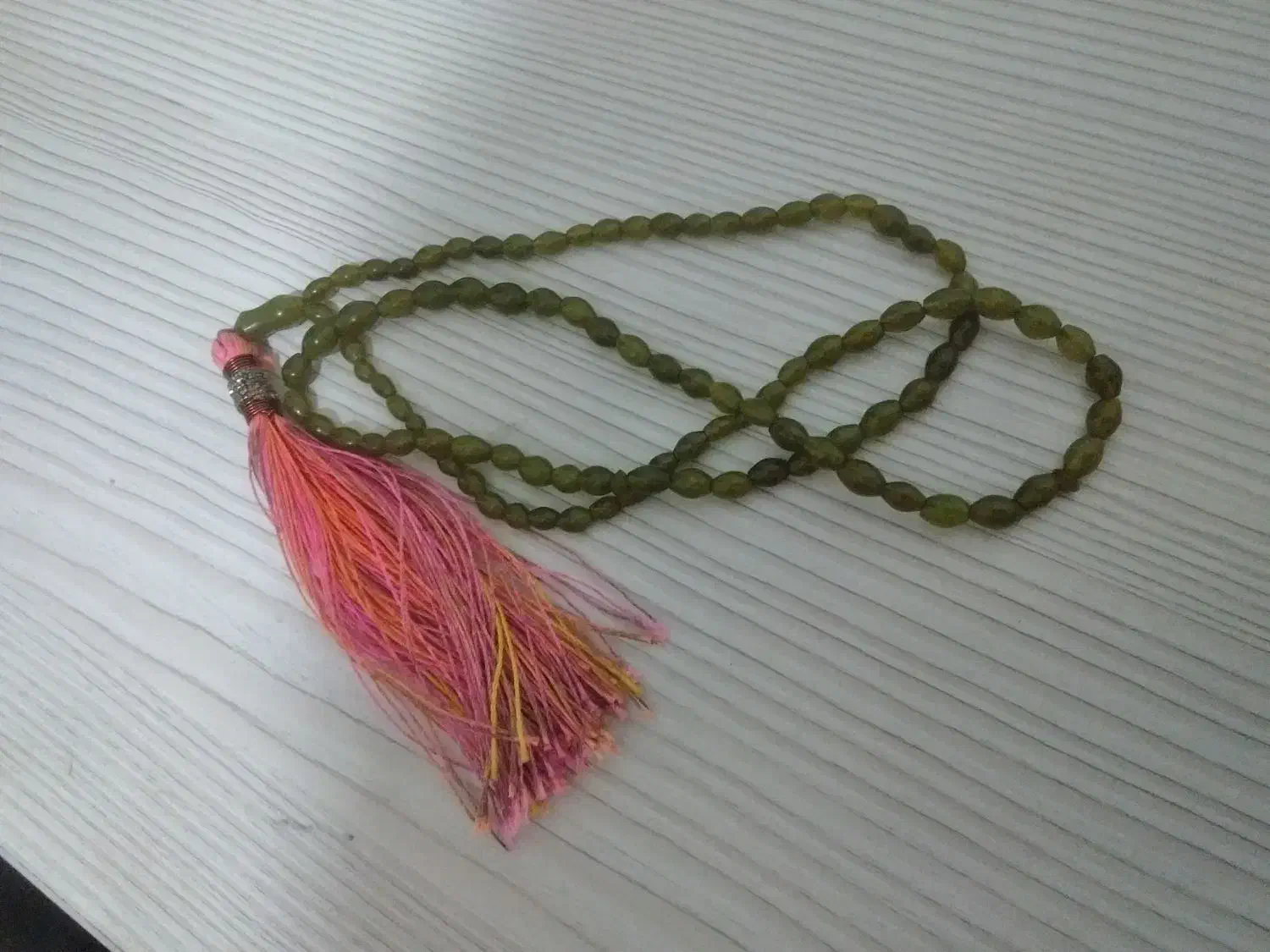 تسبیح شامقصود|کلکسیون اشیاء عتیقه|اراک, |دیوار