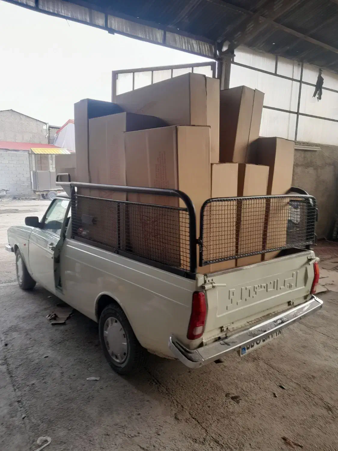 باربری وانت نیسان تلفنی جابجایی با کارگر|خدمات حمل و نقل|همدان, |دیوار