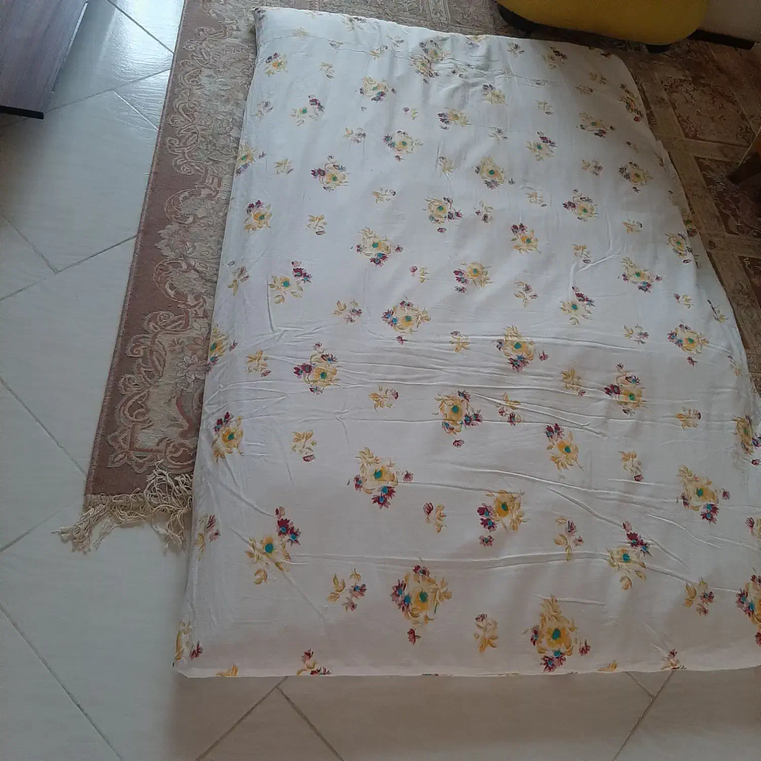 تشک پنبه ای و پتوی خارجی|رختخواب، بالش، پتو|کلارآباد, |دیوار